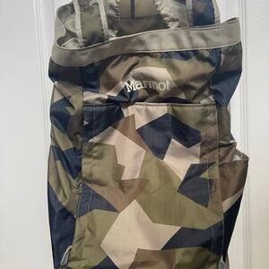 Marmot urban hauler camo backpack tote
